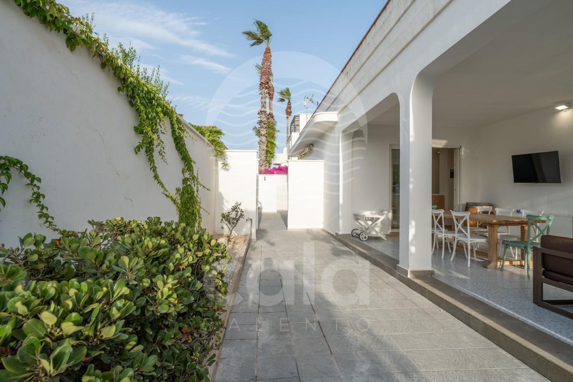 Villa Waterfront By Cala Salento Porto Cesareo Eksteriør bilde